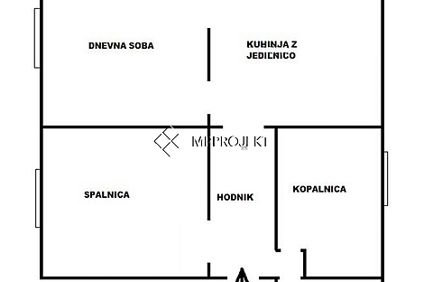Квартира с тремя комнатами на улице Доленская.: 1
