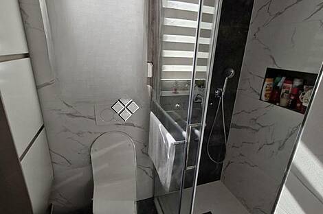 Квартира с тремя комнатами на улице Доленская.: 8