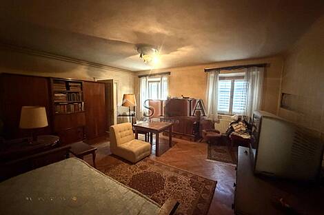 Трёхкомнатная квартира в центре: 6