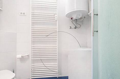 Квартира, состоящая из 3 комнат, расположена в Новая Шишка.: 13