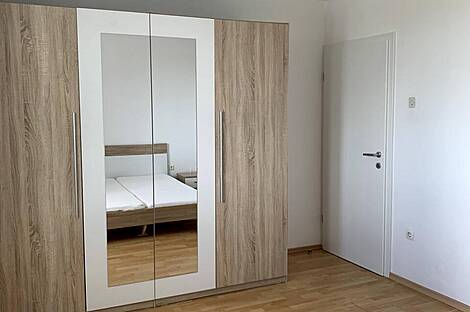 Квартира с тремя комнатами в центральной части Сежаны: 4