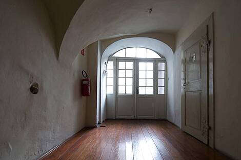 Студия в центральной части города: 6