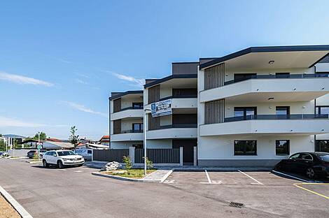 Квартира с тремя комнатами в районе Бежиград.: 1