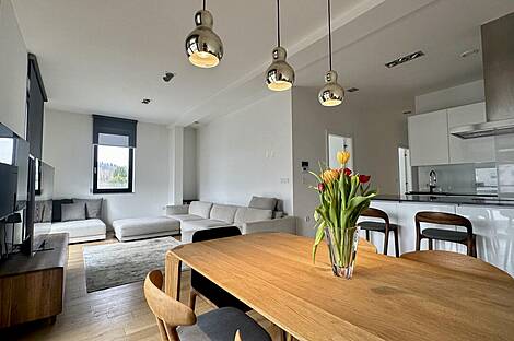 Четырехкомнатная квартира в центре Рожной Долины: 3