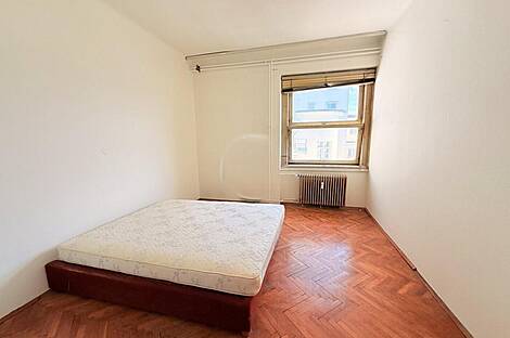 Квартира с тремя комнатами в центре: 6