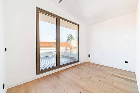 Квартира более 5 комнат в районе Бежиград: 11