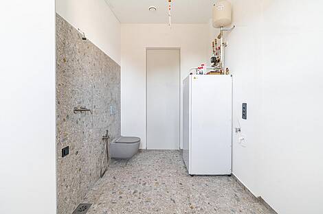 Квартира более 5 комнат в районе Бежиград: 13