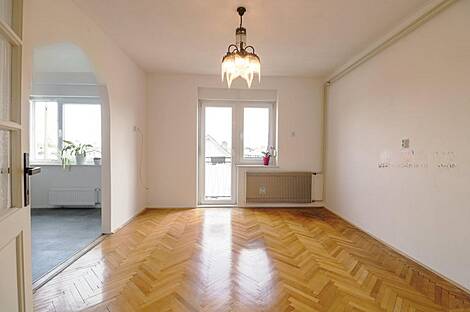 Трёхкомнатная квартира, расположенная в Ново Брдо: 2