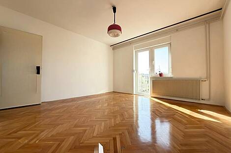 Трёхкомнатная квартира, расположенная в Ново Брдо: 9