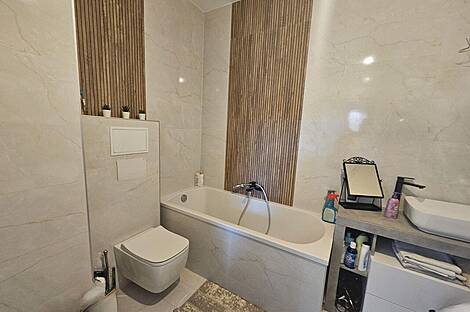 Четырехкомнатная квартира в Новом Шмартно об Сави: 10