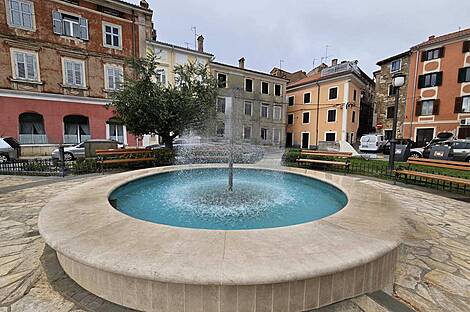 Квартира с одной комнатой в центре Изолы: 1