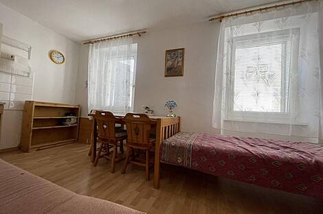 Жильё типа студии в Пиране: 12