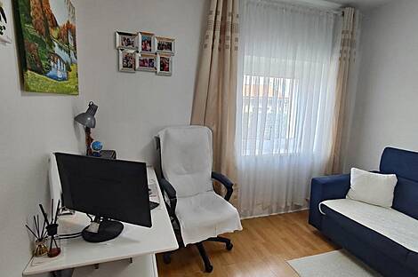 Квартира с тремя комнатами на улице Побешка в районе Бертох.: 6