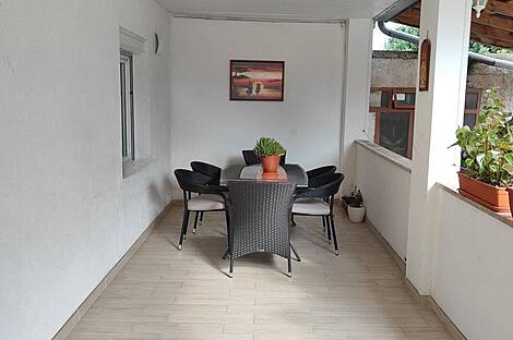 Квартира с тремя комнатами на улице Побешка в районе Бертох.: 16