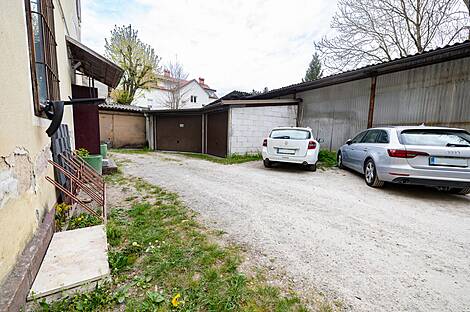 Апартаменты с четырьмя комнатами Шишка: 22