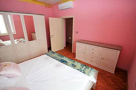 Квартира из трёх комнат возле моря: 7