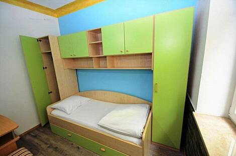 Квартира из трёх комнат возле моря: 9