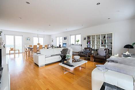 Здание, Брод: 4