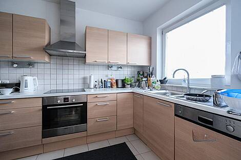 Здание, Брод: 8