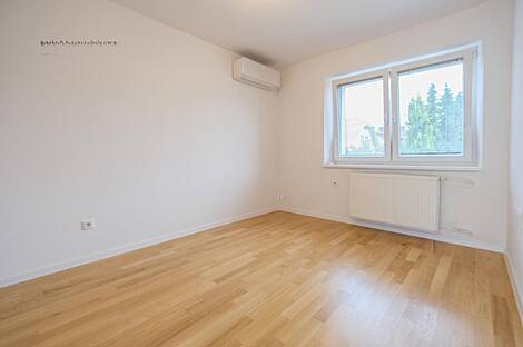 Дом, расположенный в Любляне, районе Шишка.: 14