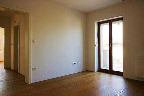 Жилище, Луг: 6