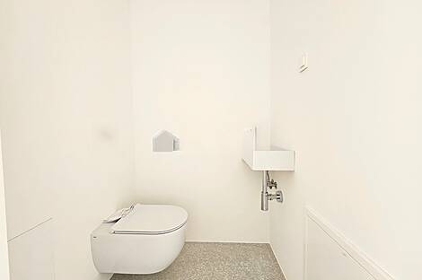 Здание с верандой Долгий Мост: 11