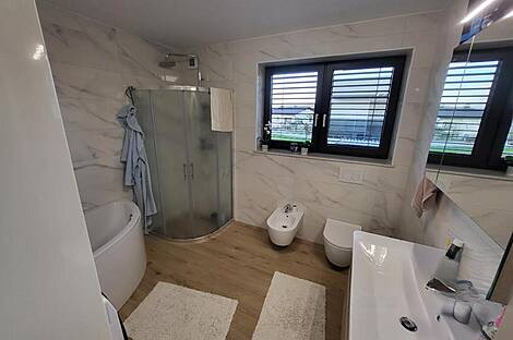 Дом с террасой в Любляне, Бежиград, Подгорица.: 15