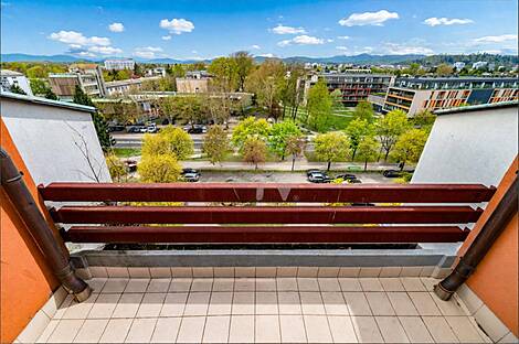 Гарсоньера в новом доме в центре Любляны: 8