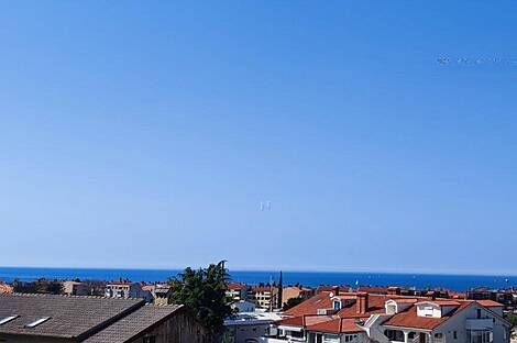 Квартира с двумя комнатами в Изоле: 1