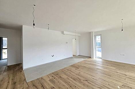 Изола: светлая квартира с домом и атриумом: 3