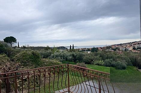 Дом у побережья с обзором на оливковые деревья: 2