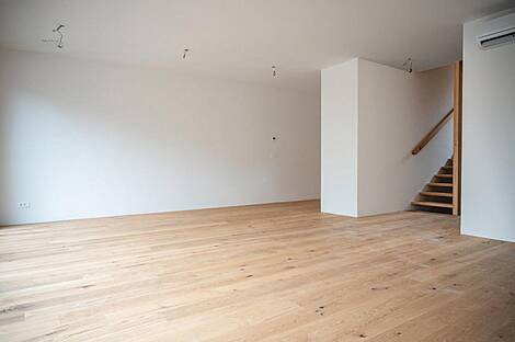 Резиденция Новое Блед: дом у озера с террасой.: 1