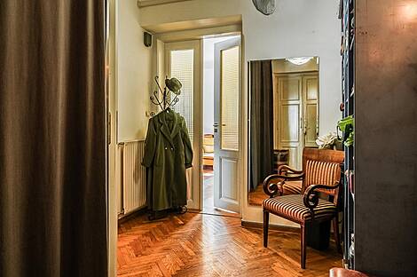 Трёхкомнатная квартира в центре: 24