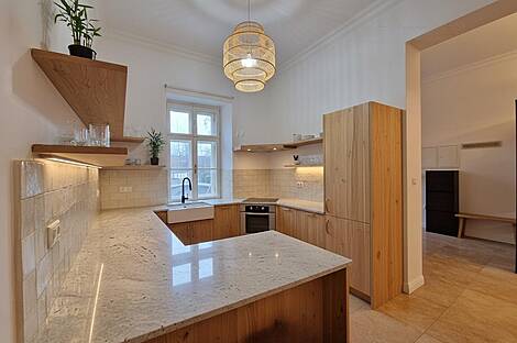 Трёхкомнатная квартира в центре: 17