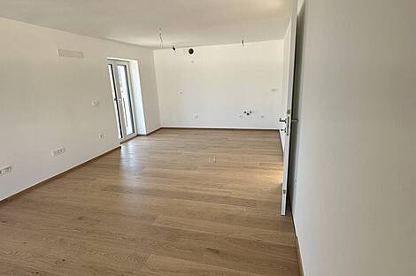 Квартира с тремя комнатами в Вижмарье: 1