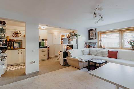 Квартира с четырьмя комнатами: 7