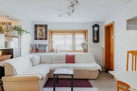 Квартира с четырьмя комнатами: 8