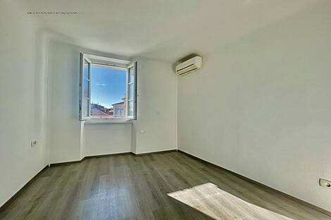 Квартира, три комнаты Пиран: 11