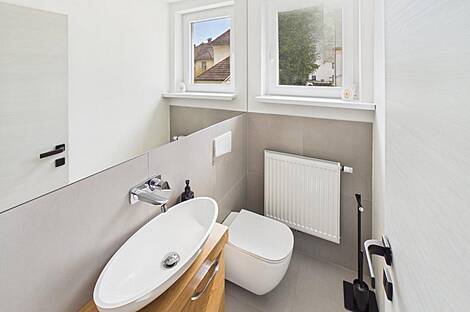 Жилище, Рожна Долина: 10