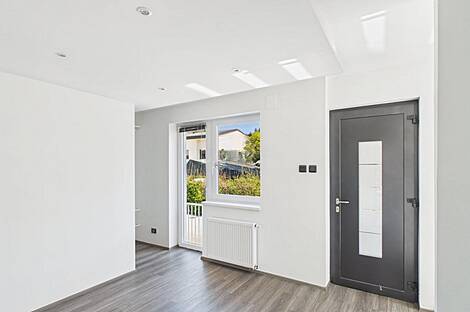 Жилище, Рожна Долина: 12