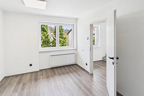 Жилище, Рожна Долина: 17