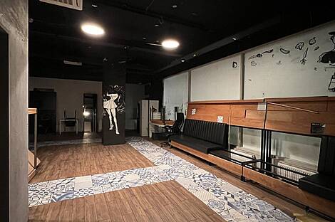 Торговая площадь в районе Бежиград: 1