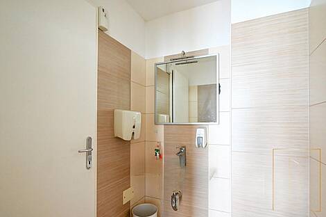 Центр коммерческой недвижимости: 6