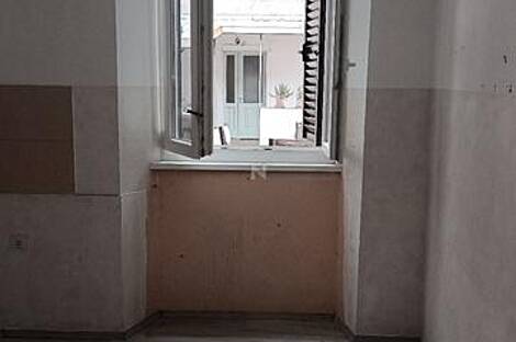 Квартира с одной комнатой в Копере: 2