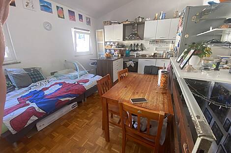 Квартира с тремя комнатами в центральной части Пирана: 2