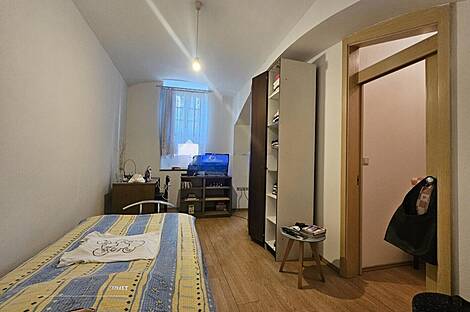 Квартира с двумя комнатами в центре: 4