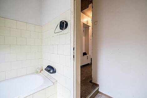 Трёхкомнатная квартира в центре: 10