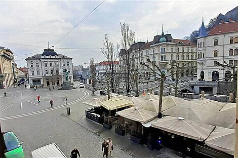 Трёхкомнатная квартира в центре: 3