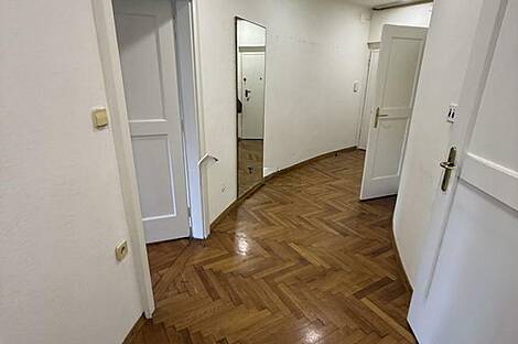 Трехкомнатная квартира в центре: 14