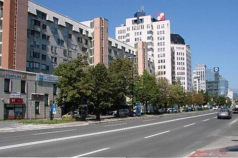 Помещение для бизнеса в районе Бежиград: 1
